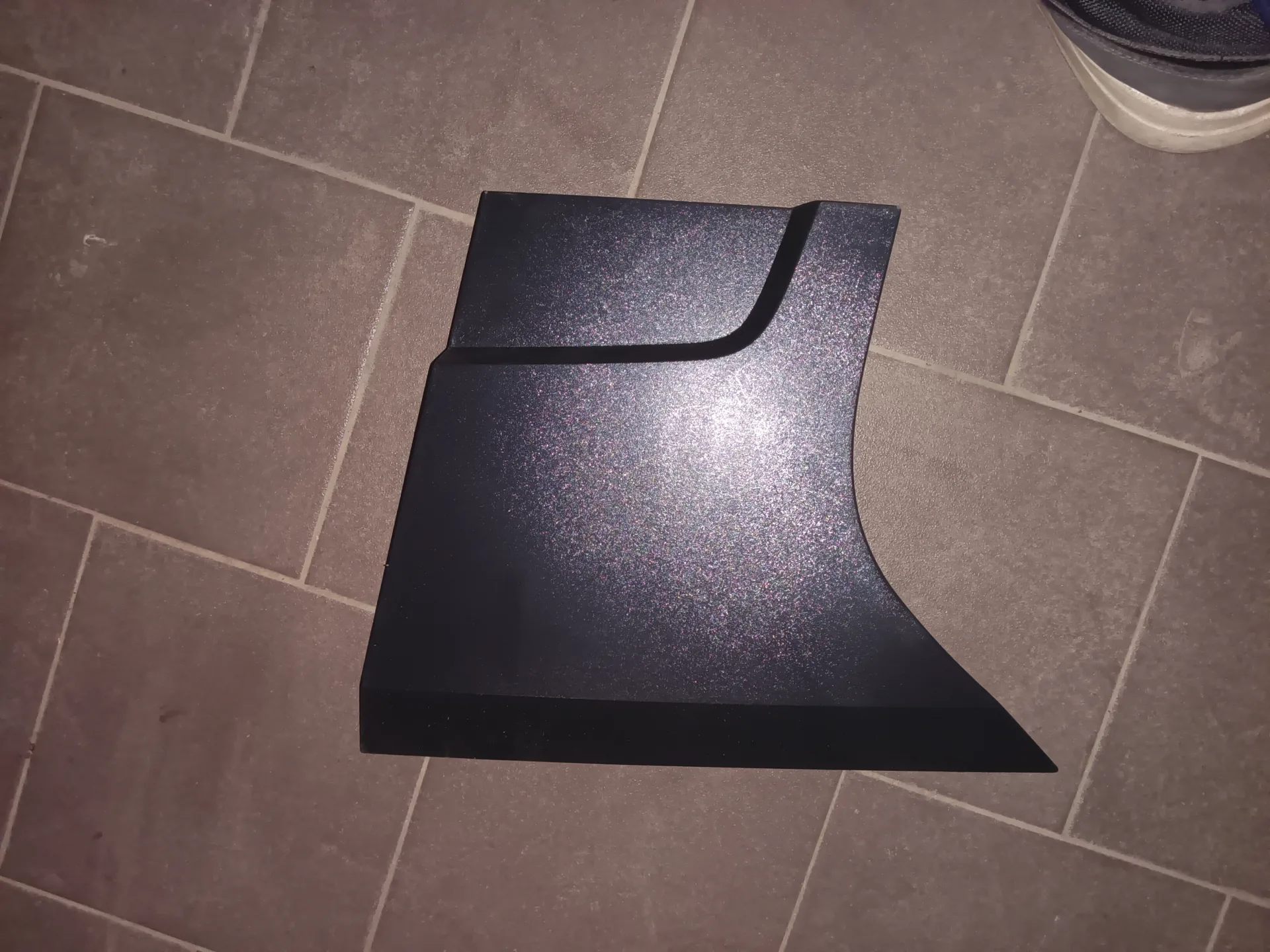 Panneau De Garniture Droite Pour Calandre VOLVO