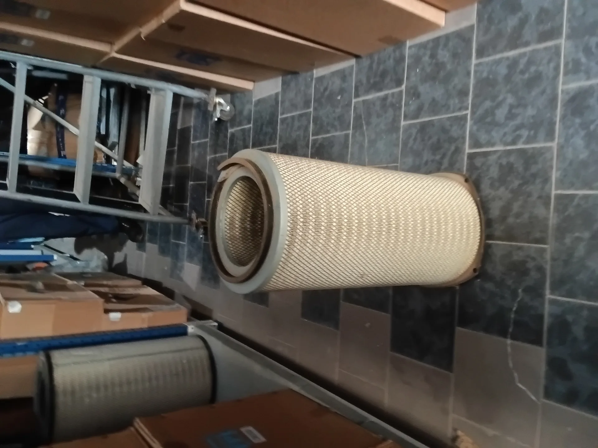 Filtre à Air en Fer avec Couvercle VOLVO