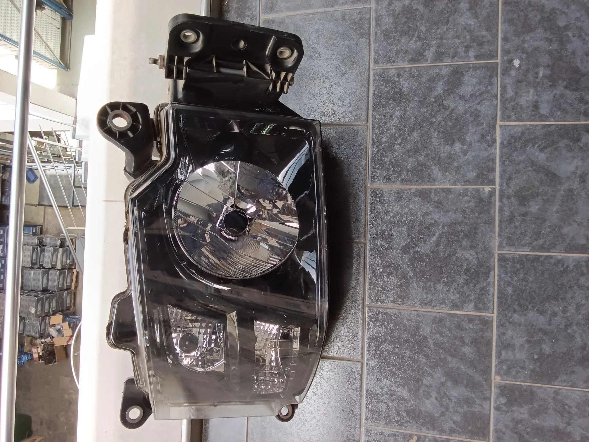 Phare RENAULT TRUCK (K)L