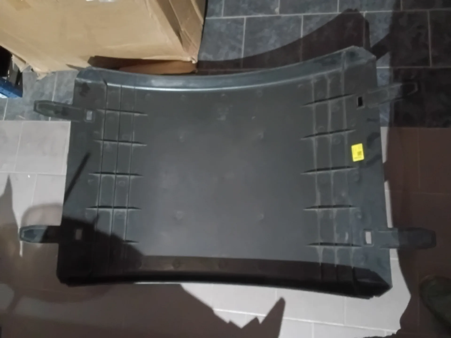 Garde Boue  Aile Supérieure RENAULT PREMIUM 385/400