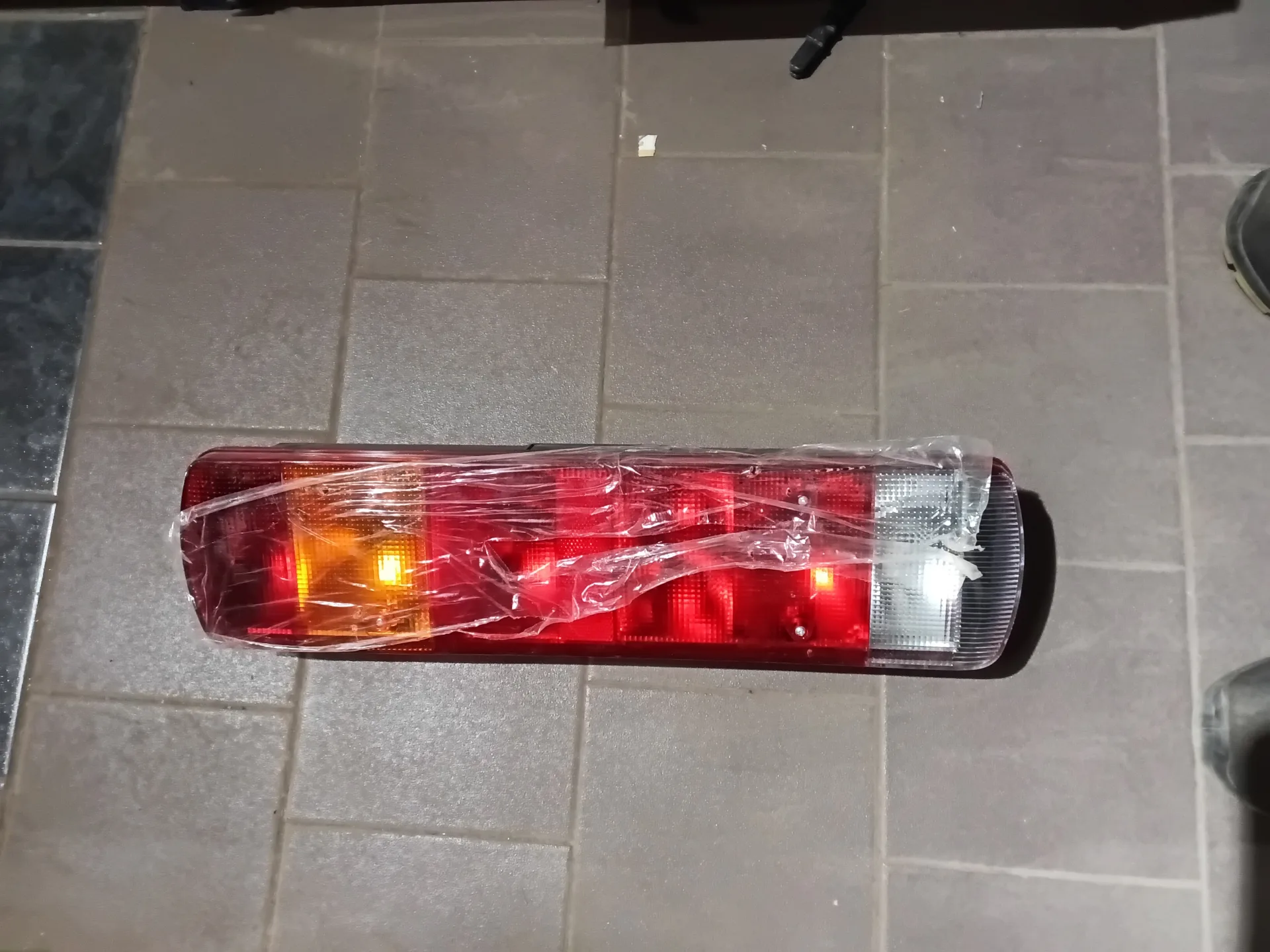 Feu Arrière VOLVO Gauche